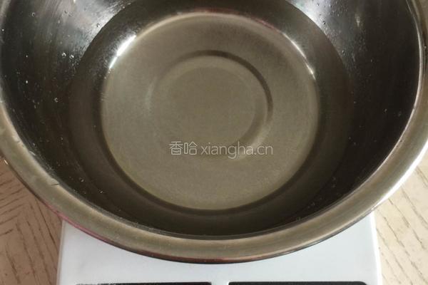 芽菜菜肉包的做法图解2