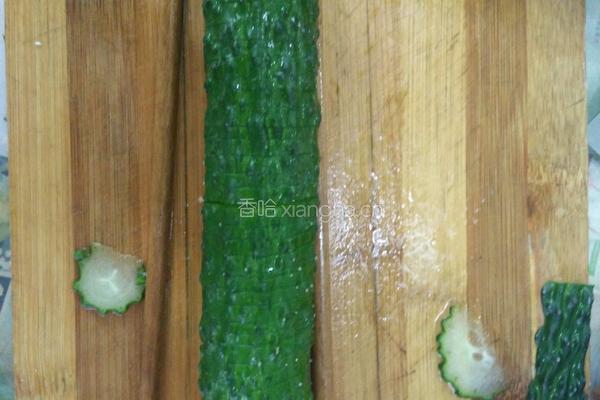 凉拌青瓜的做法图解1