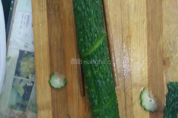 凉拌青瓜的做法图解2
