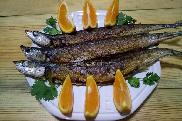 风味秋刀鱼的做法图解8