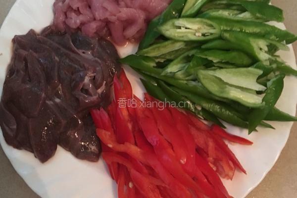 瘦肉猪肝的做法图解1