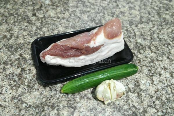 蒜泥白肉的做法图解1