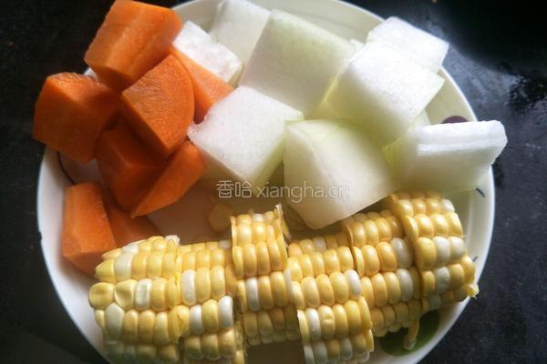 排骨玉米胡萝卜冬瓜汤的做法图解6