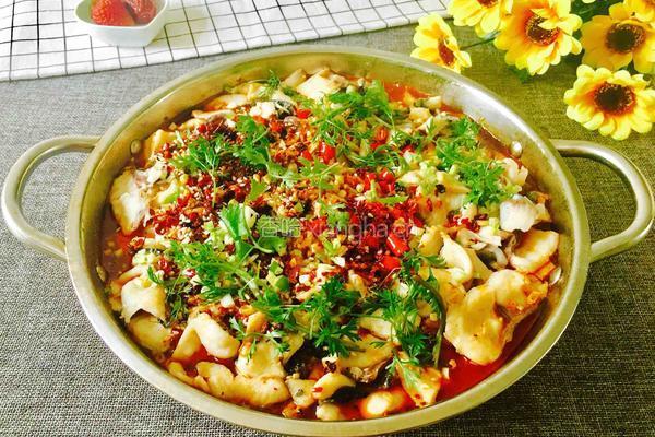 豆腐炖鱼(麻辣版)的做法图解1