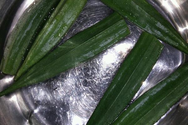 凉拌秋葵的做法图解2