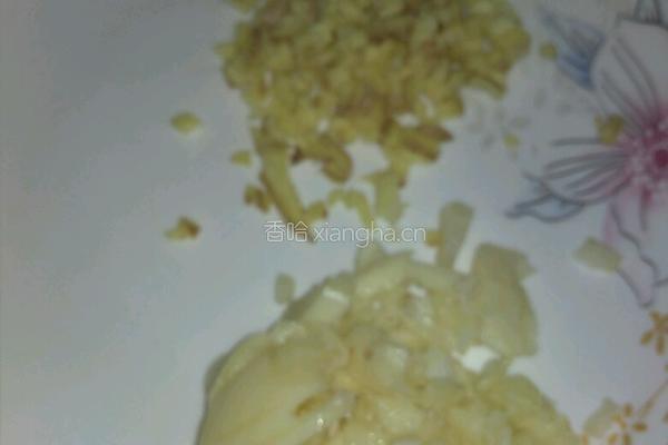 卢笋炒火腿肉片的做法图解2