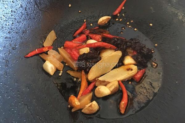 红烧鲈鱼的做法图解8
