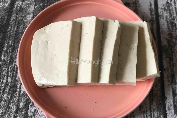 明太鱼籽炖豆腐的做法图解2