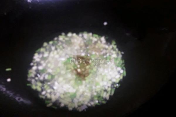 西红柿鸡蛋手工抻面的做法图解2