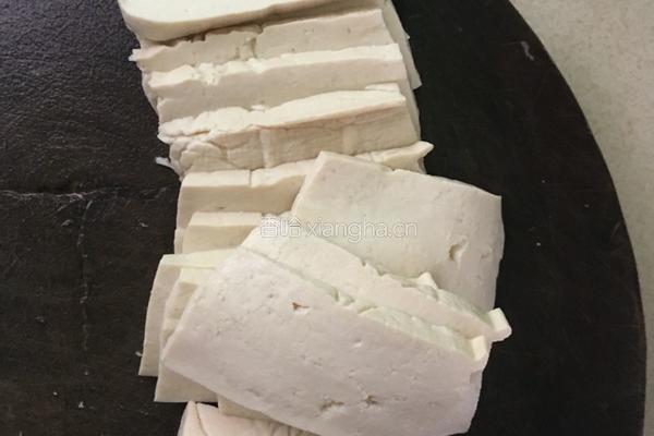 凉拌豆腐金针菇的做法图解4