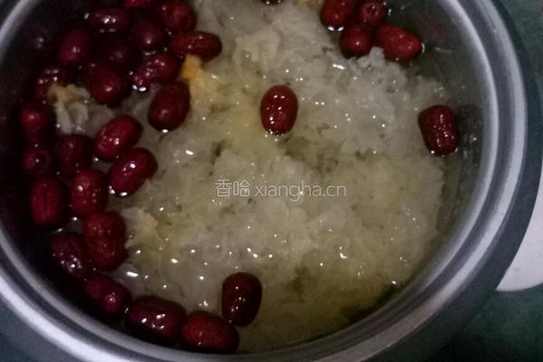 红枣银耳羹的做法图解4
