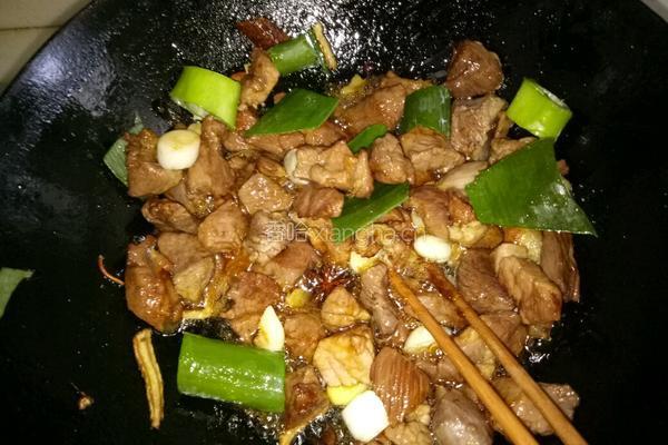 枸杞田七清炖牛肉的做法图解12