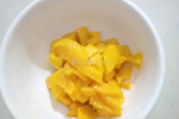 芒果牛奶的做法图解2