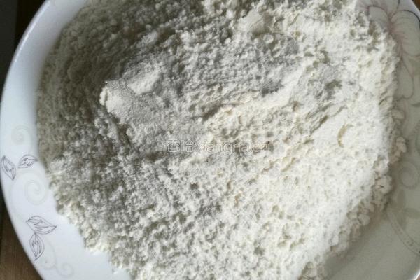 日式奶油面包卷的做法图解1