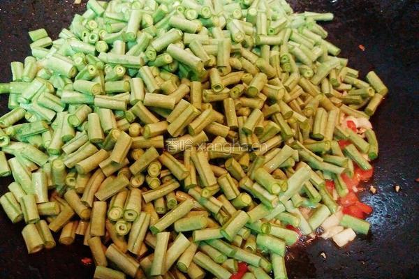 肉沫豇豆的做法图解9