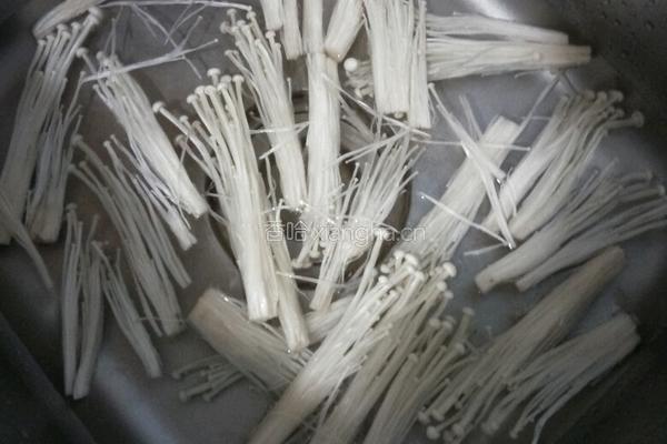 铁板金针菇的做法图解2