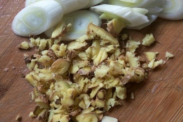 熊掌豆腐的做法图解4