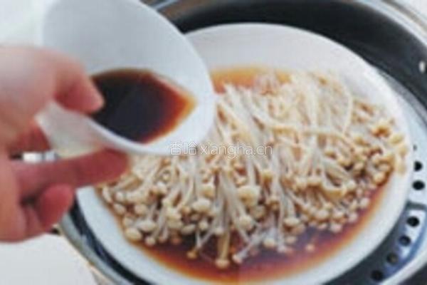 剁椒金针菇的做法图解2