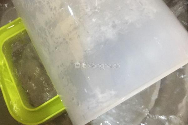 自制电饭煲酸奶的做法图解4