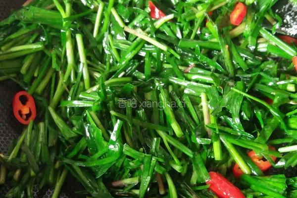 红椒炒韭菜的做法图解6