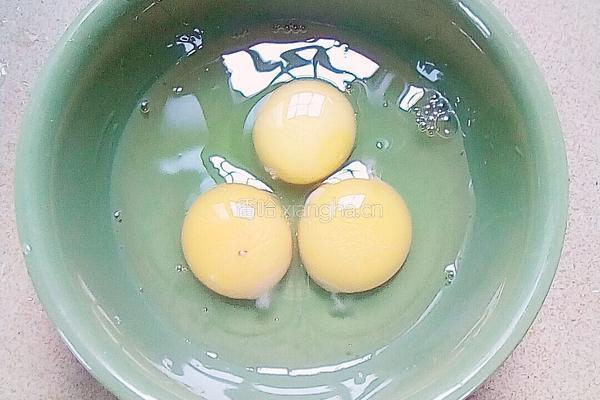 韭黄炒鸡蛋的做法图解2