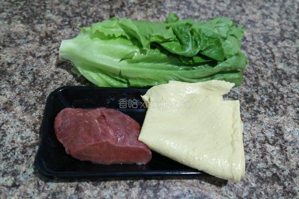 豆皮青菜肉丝汤的做法图解1