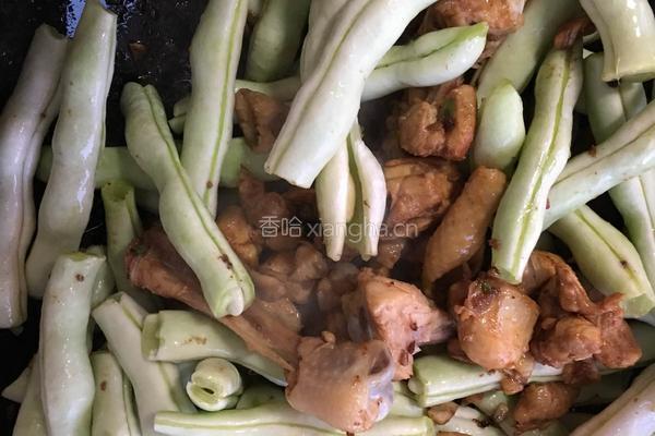 鸡腿炖豆角的做法图解5