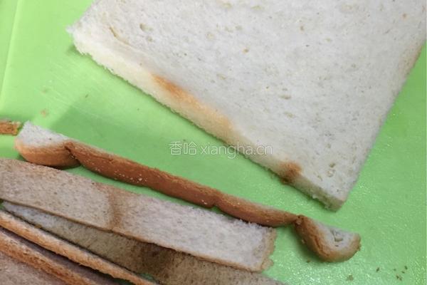 吐司火腿鸡蛋卷的做法图解1