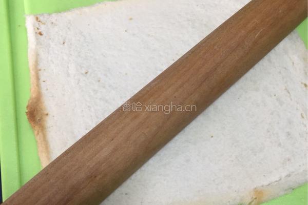 吐司火腿鸡蛋卷的做法图解2