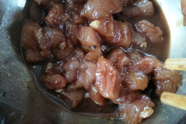 肉丁豆角的做法图解5
