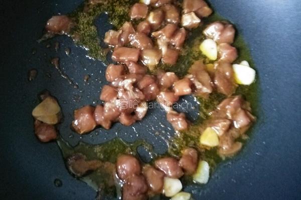 肉丁豆角的做法图解7