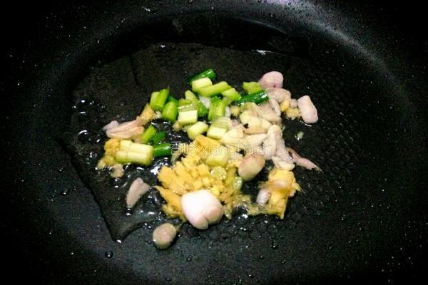 豆腐烧香菇的做法图解7
