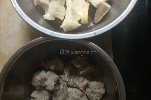 榴莲壳炖排骨的做法图解2
