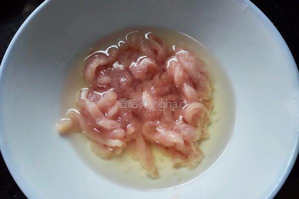 肉丝跑蛋的做法图解1