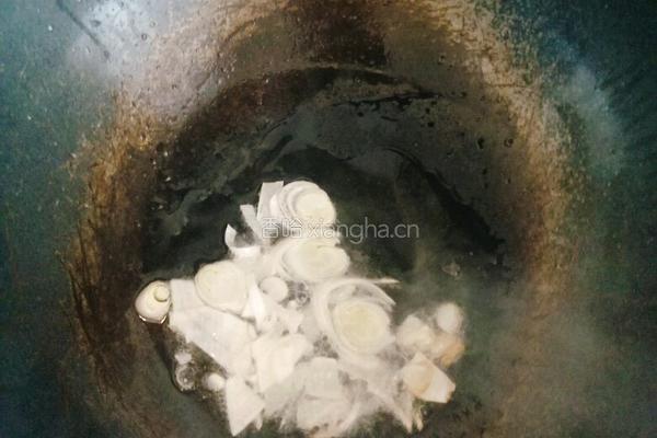 圆白菜鸡蛋炒饼的做法图解3