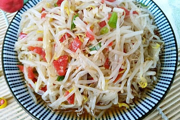 凉拌绿豆芽的做法图解1