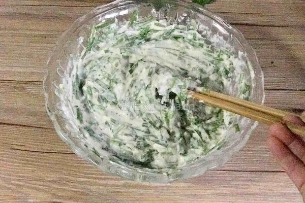 韭菜鸡蛋饼的做法图解5
