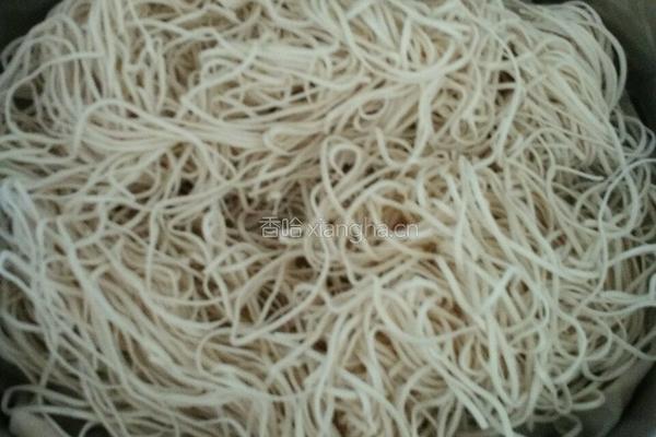 蒸面条的做法图解1