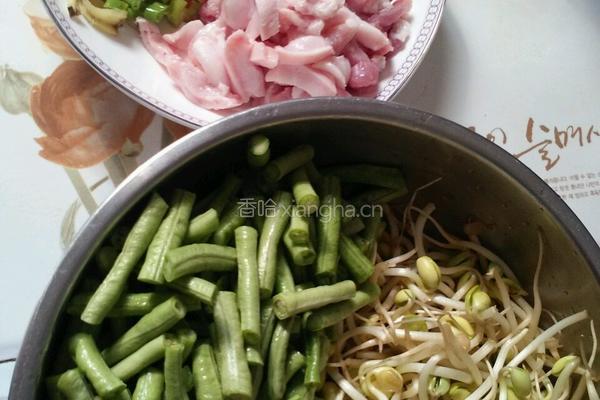 蒸面条的做法图解2
