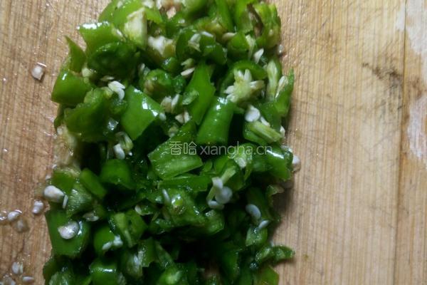 香菇青椒小炒肉的做法图解4