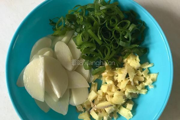 彩椒留豆腐泡的做法图解3