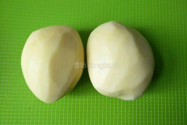 家庭版干锅土豆片的做法图解2
