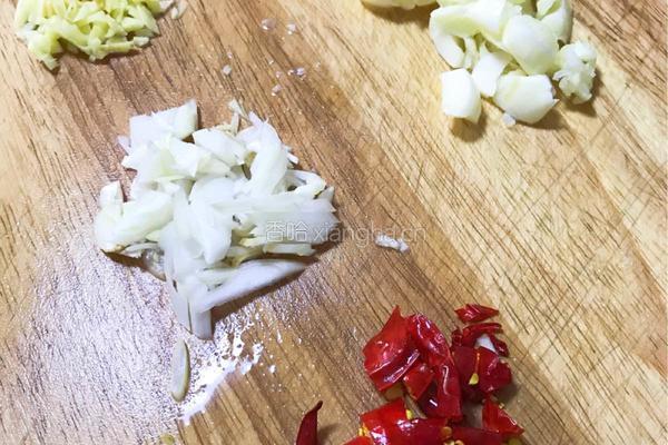 肉末煸豇豆丝的做法图解2