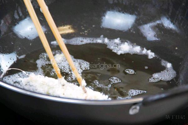超级好吃的炸土豆片虾的做法图解3