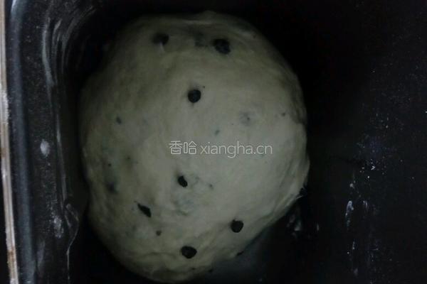 蓝莓巧克力馅牛奶面包的做法图解1