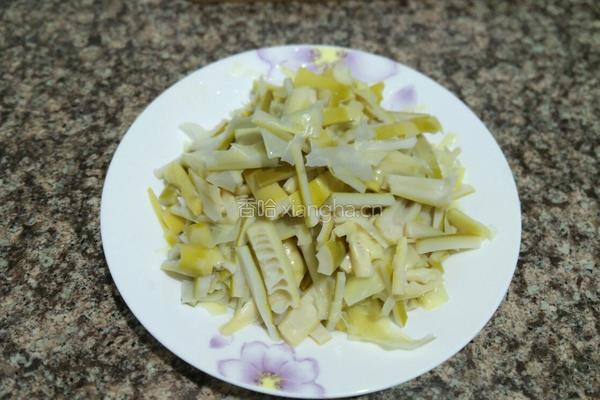 酸笋炒腊肉的做法图解4