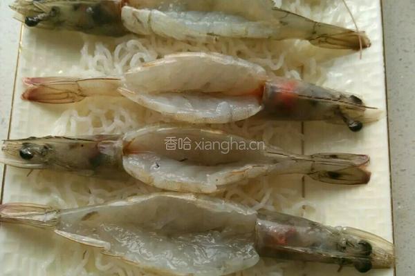 粉丝蒜蓉开背蒸虾的做法图解4