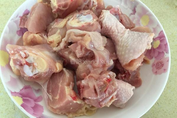 鸡腿炖豆角的做法图解1