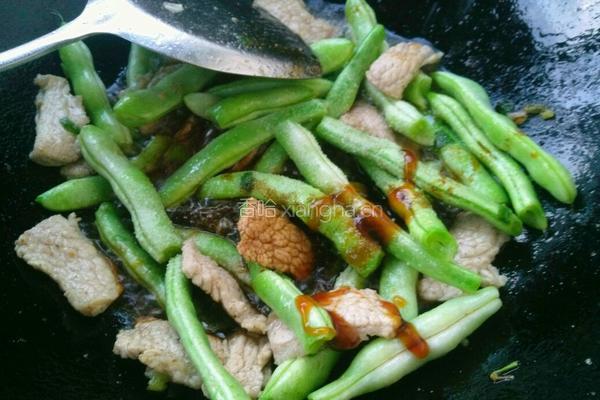 豆角焖面的做法图解7