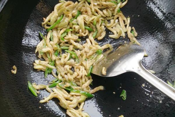 辣椒炒茄子的做法图解4